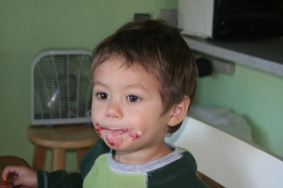 Sammy eating yogurt, Mountain View, CA, December 25, 2007
